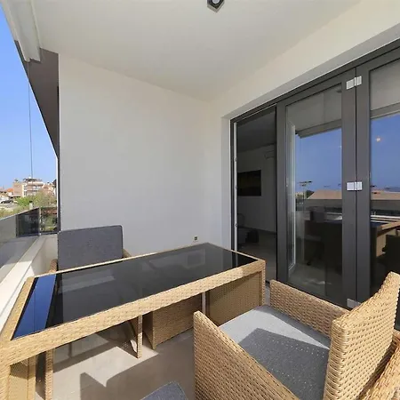 Apartament I Penthouse 2 Mit Dachterrasse & Jacuzzi Zadar