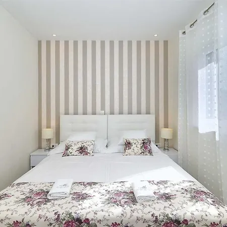 Apartament I Penthouse 2 Mit Dachterrasse & Jacuzzi