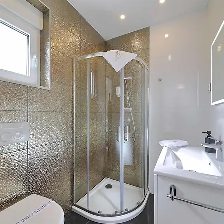 아파트 I Penthouse 2 Mit Dachterrasse & Jacuzzi